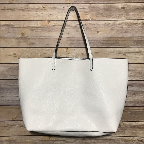 VICTORIAS SECRET White Laser Cut Tassel Tote Bag - Picture 4 of 7